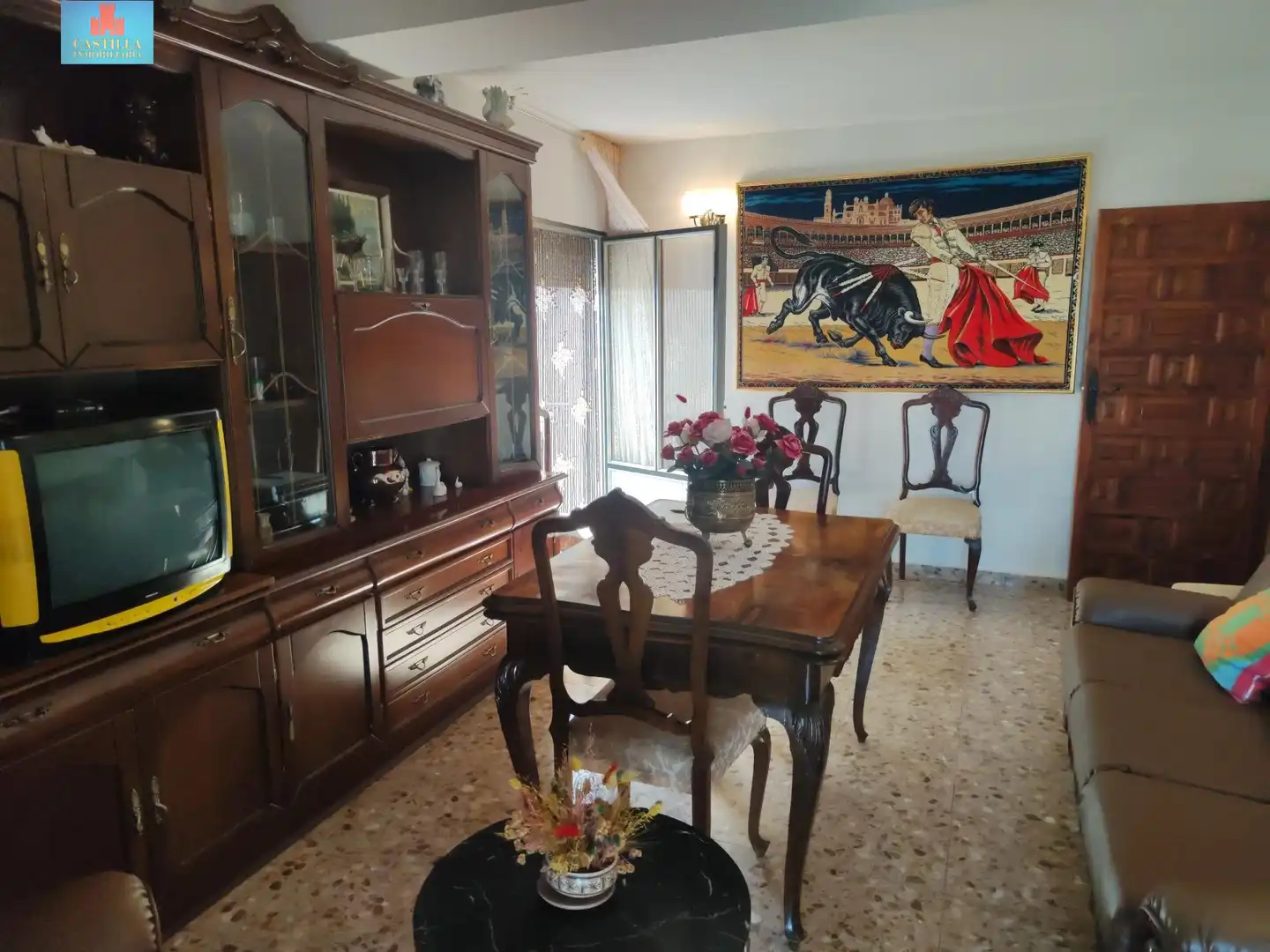 Sala de estar de Piso en venta en El Barraco  con Calefacción, Terraza y Amueblado