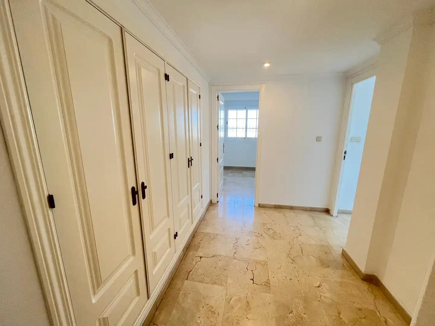 Ático de alquiler en Marbella con Aire acondicionado, Calefacción y Terraza