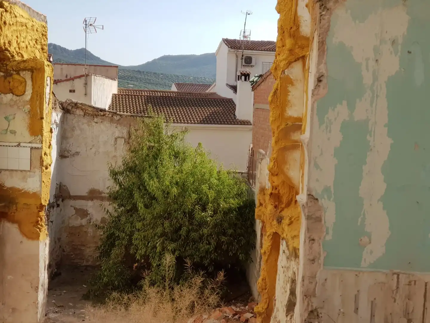 Vista exterior de Residencial en venta en Castillo de Locubín