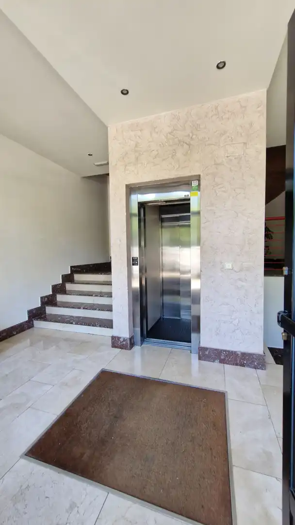 Piso de alquiler en Donostia - San Sebastián  con Trastero y Amueblado