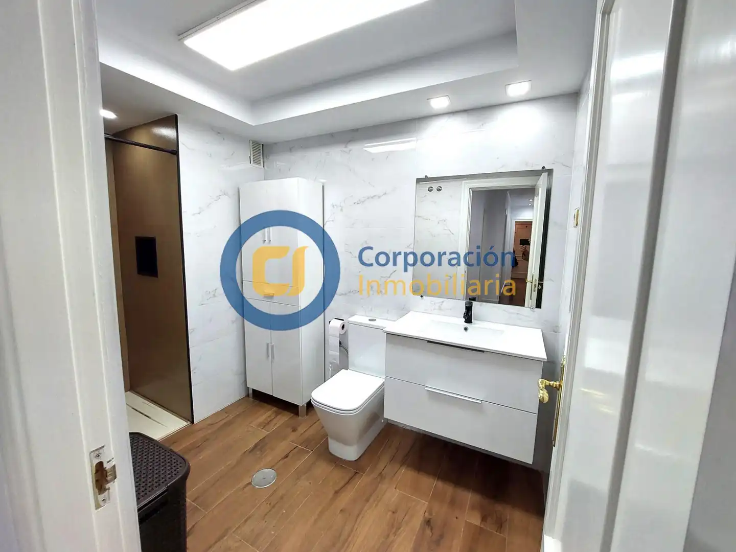 Baño de Piso en venta en Lorca con Calefacción, Jardín privado y Trastero