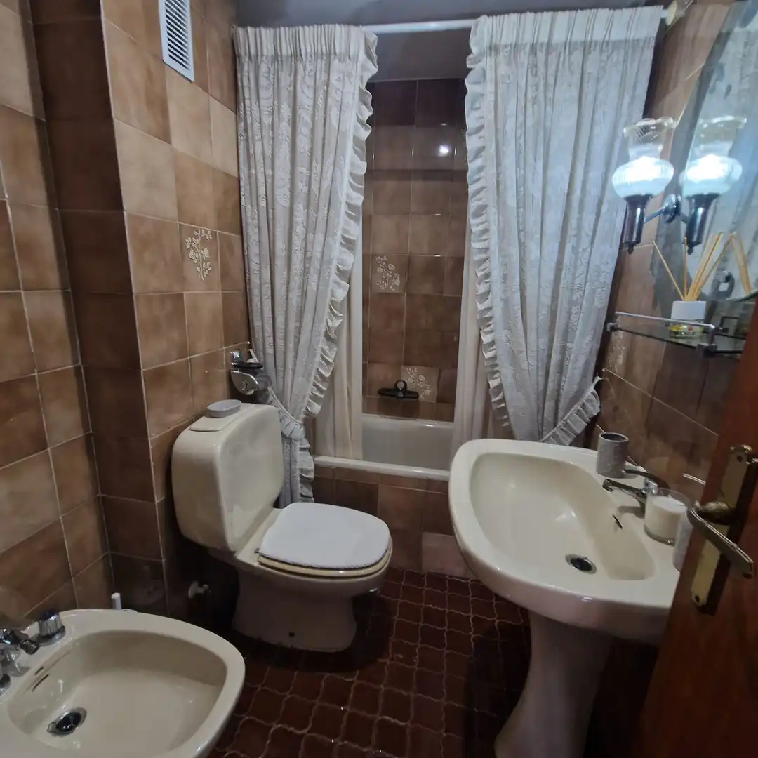 Baño de Piso en venta en Málaga con Aire acondicionado y Terraza