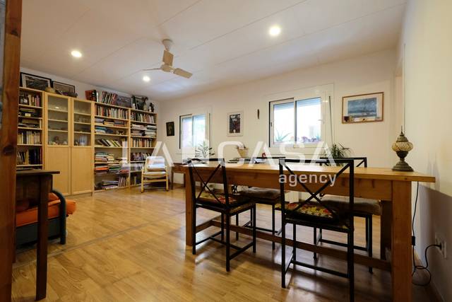 Piso en Venta en El Turó de la Peira