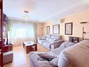Flat with pool for sale in Calle Alemania