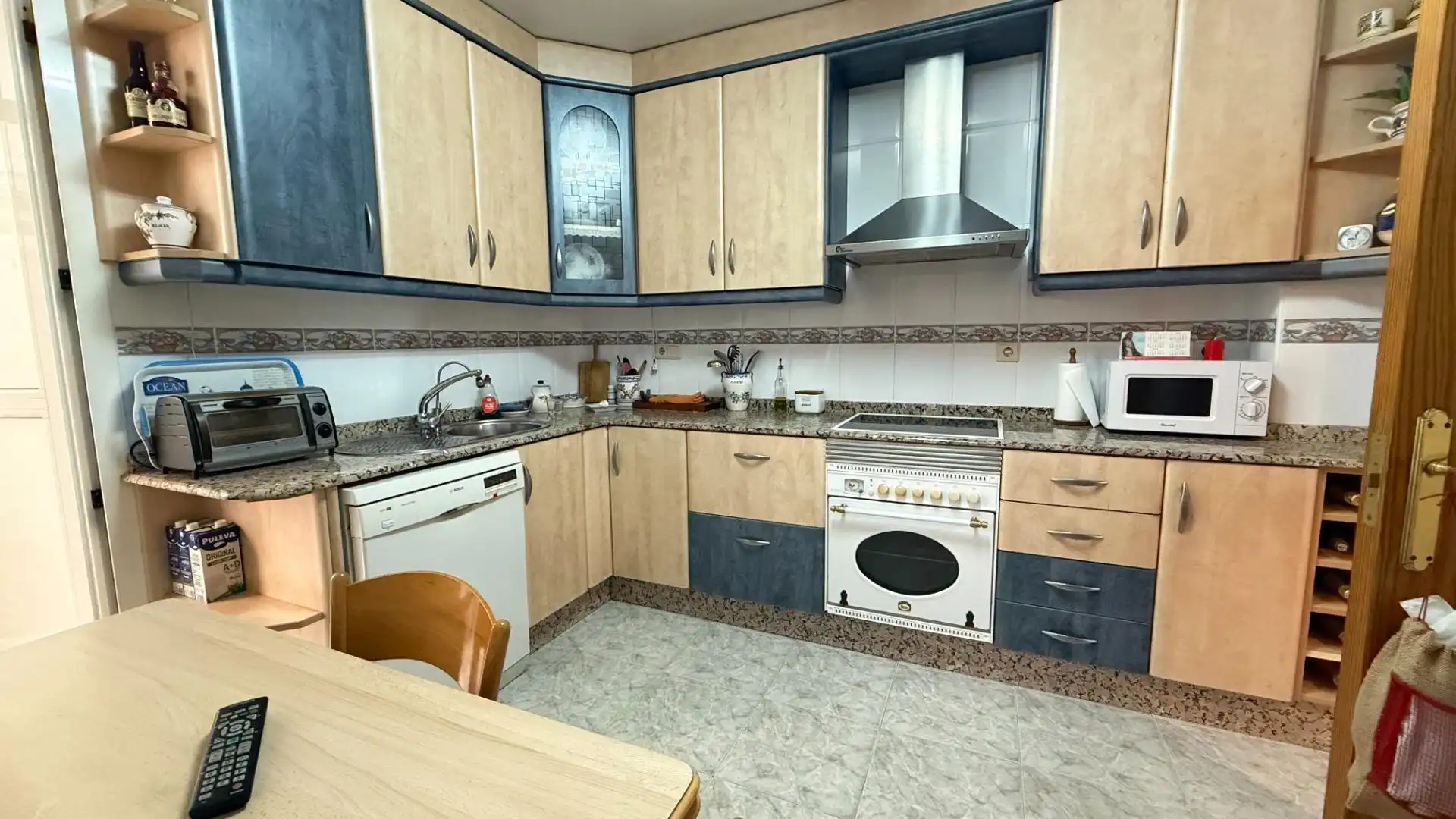Kitchen of Flat for sale in Águilas  with Air Conditioner, Terrace and Storage room