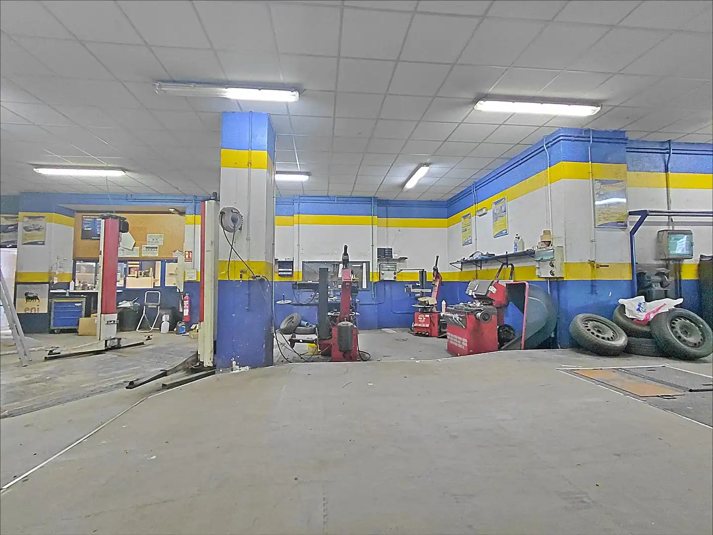 Local comercial en venda a Avenida Avenida Doctor Tourón, imagen 18