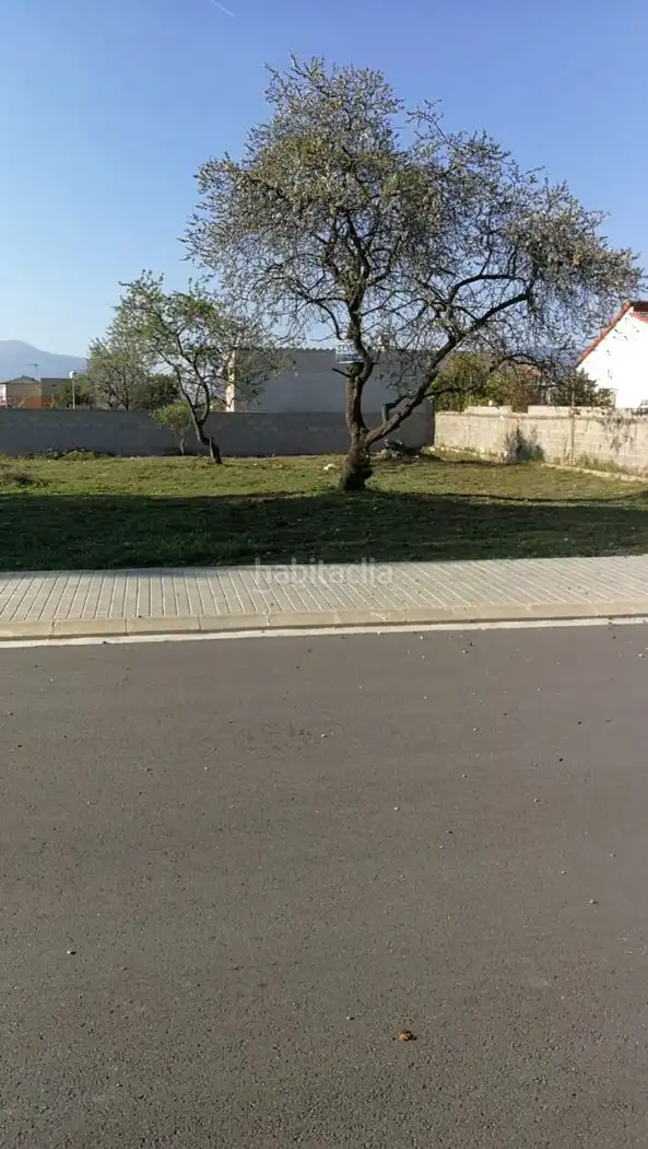 Terreno residencial en venta en Carrer Olivera 28
