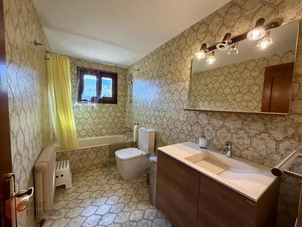Badezimmer von Country house zur Miete in Vilallonga de Ter, Girona