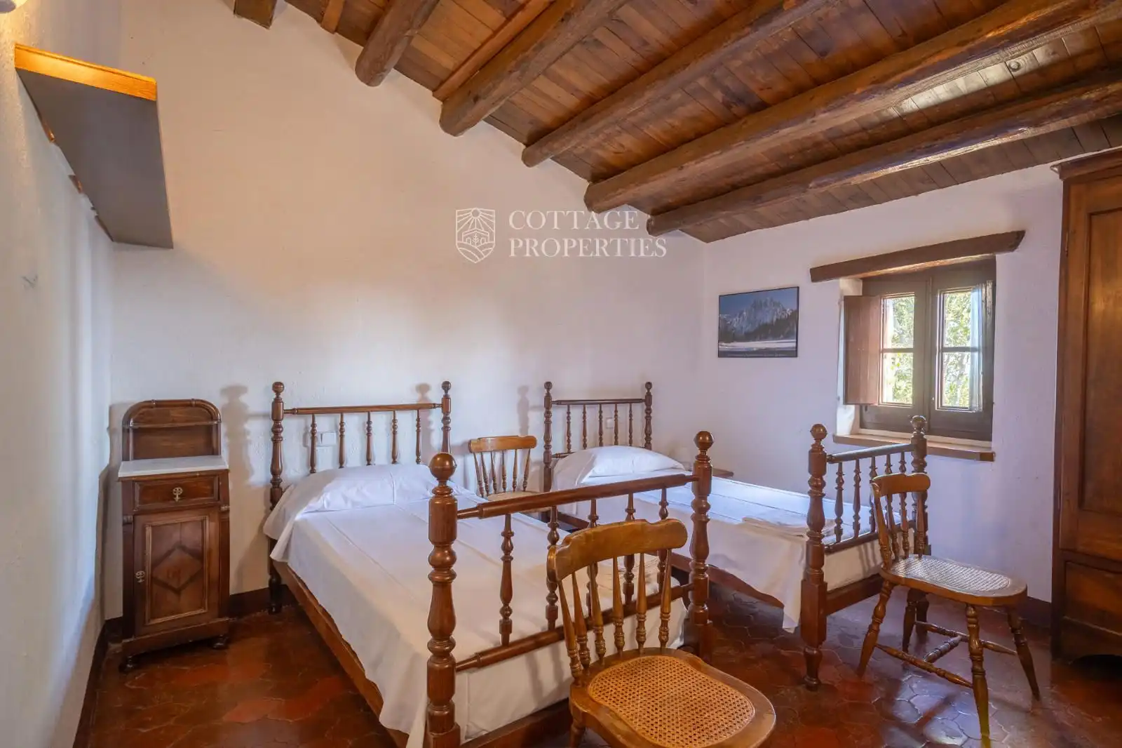 Bedroom of Country homes for sale in Capmany