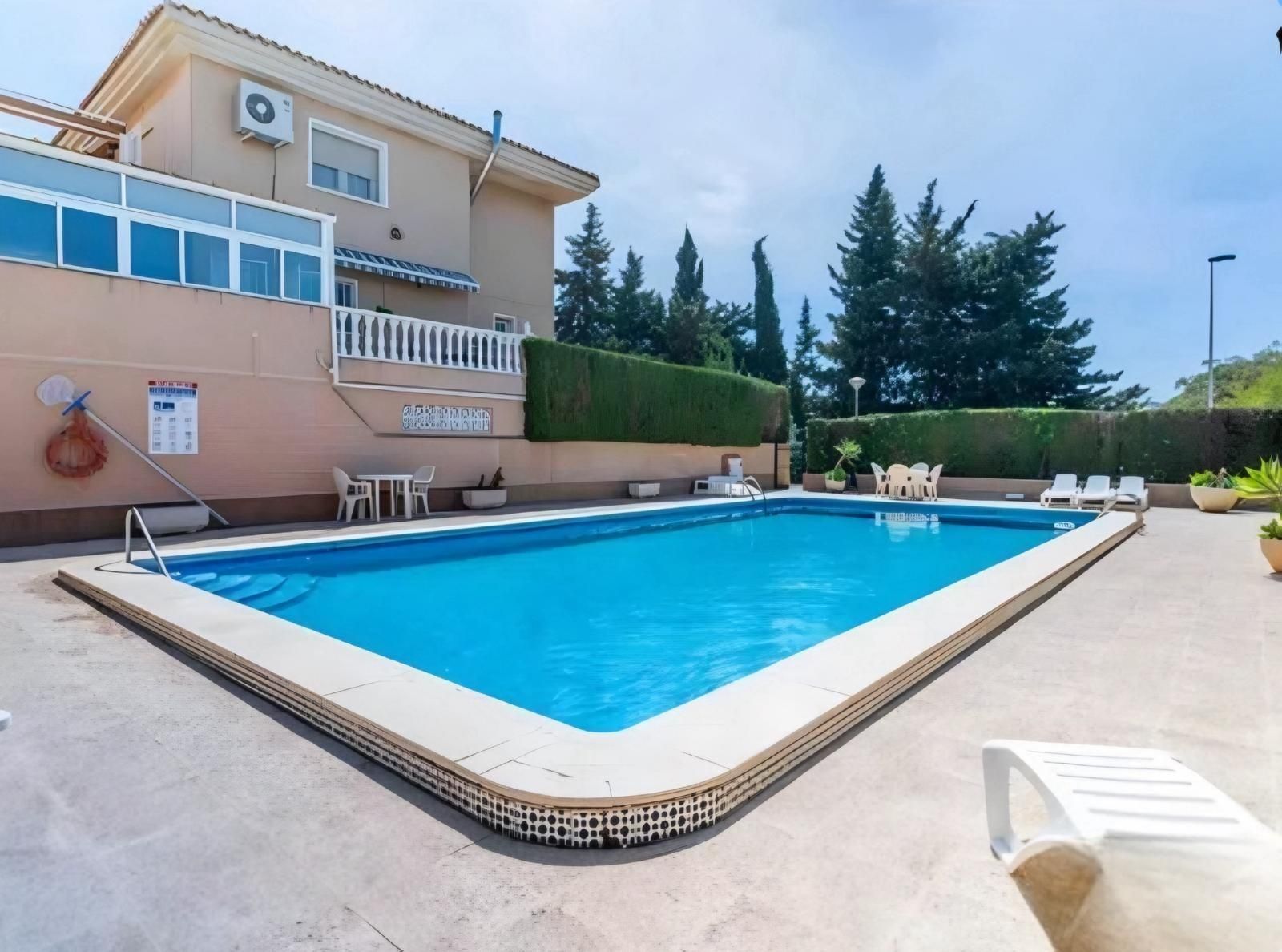 Piscina de Casa o xalet en venda en Orihuela amb Aire condicionat, Terrassa i Piscina