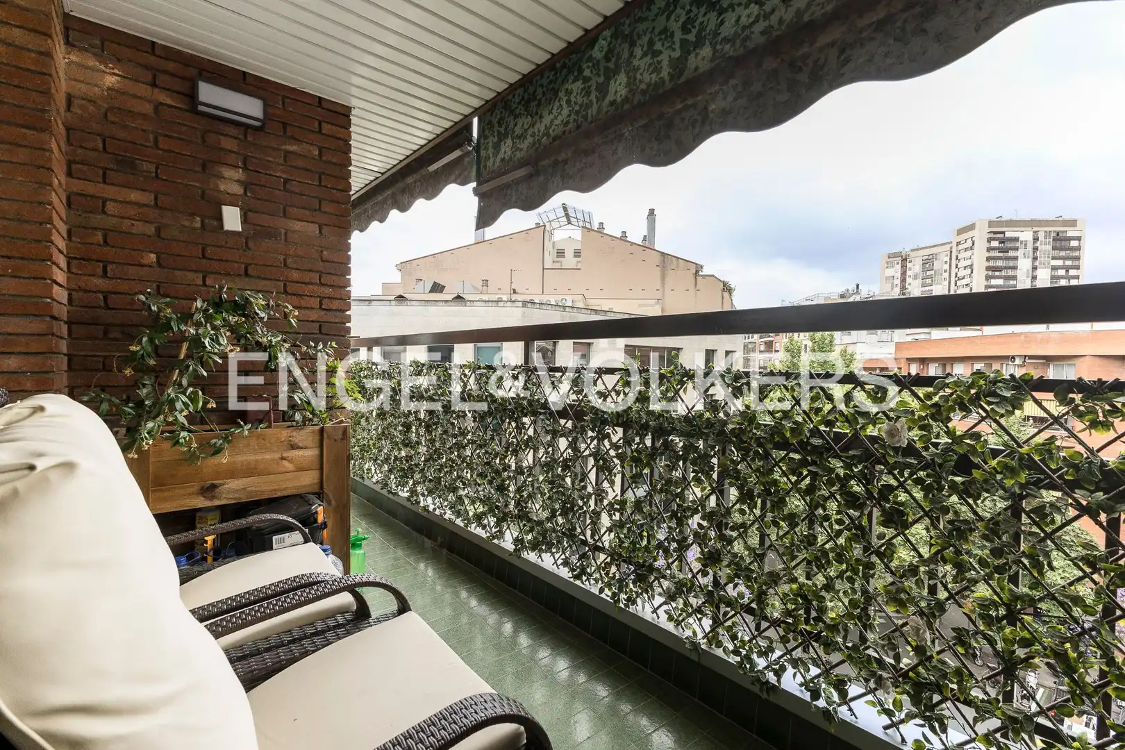 Terrasse von Wohnung zur Miete in Barcelona mit Heizung, Balkon und Haustiere erlaubt