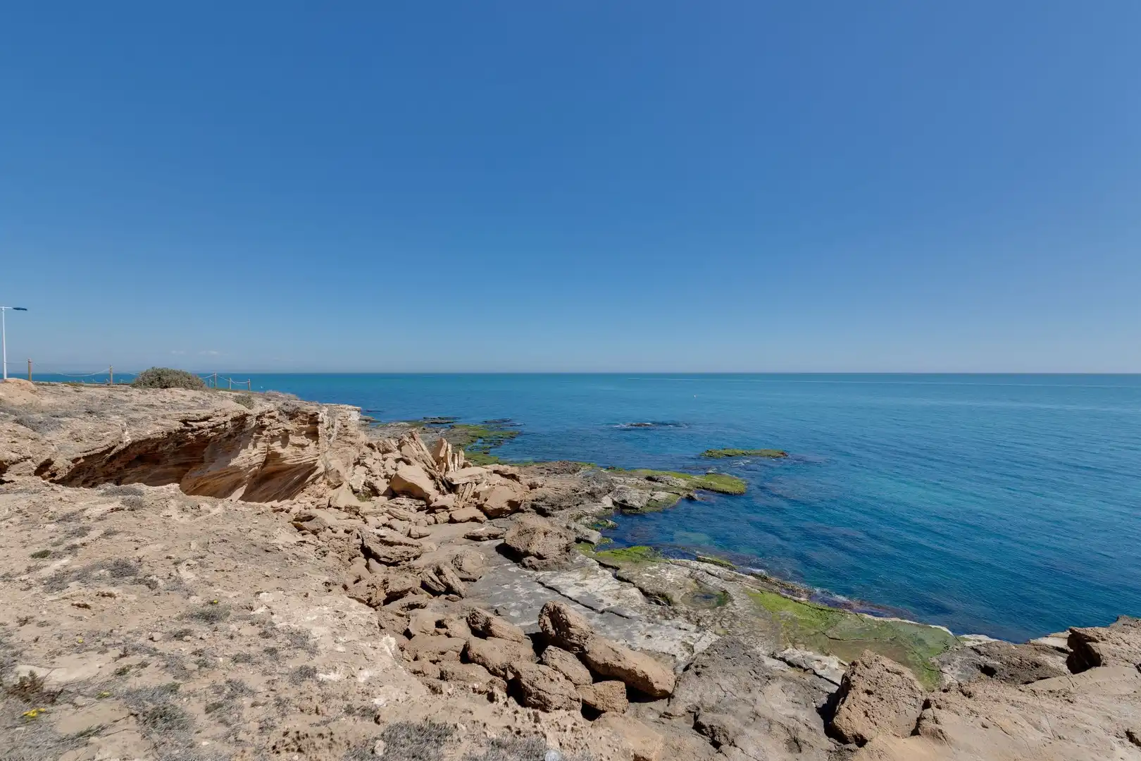 Vista exterior de Casa adosada en venta en Torrevieja con Aire acondicionado, Jardín privado y Terraza