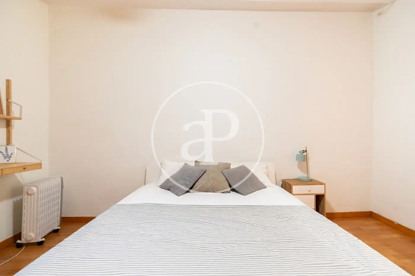 Schlafzimmer von Wohnung zum Verkauf in Barcelona mit Klimaanlage, Heizung und Möbliert