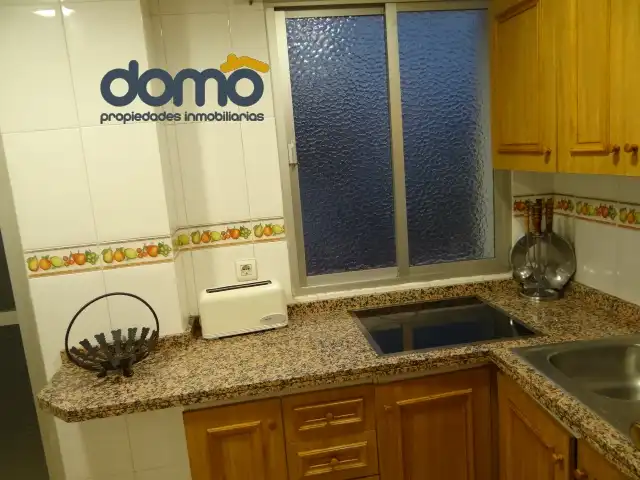 Küche von Wohnung zur untervermieten in Granada mit Heizung, Möbliert und Waschmaschine