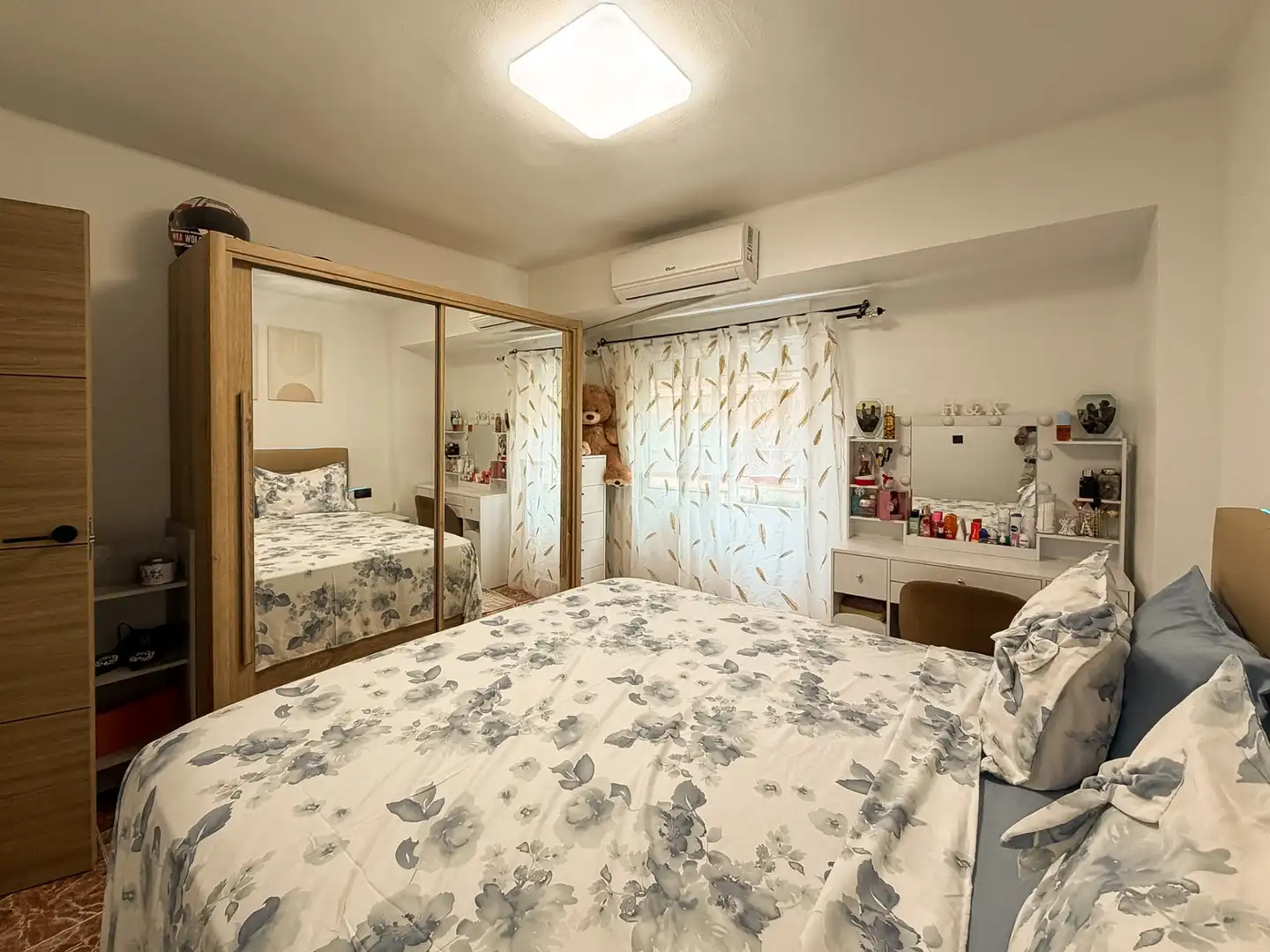 Piso con terraza en venta en Carrer Pintor Josep Ribera, imagen 10