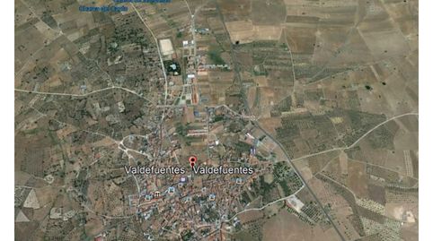 PARCELA CON NAVE INDUSTRIAL