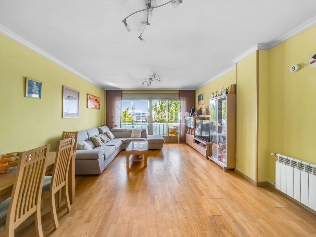 Living room of Flat for sale in Rivas-Vaciamadrid  with Air Conditioner, Heating and Terrace