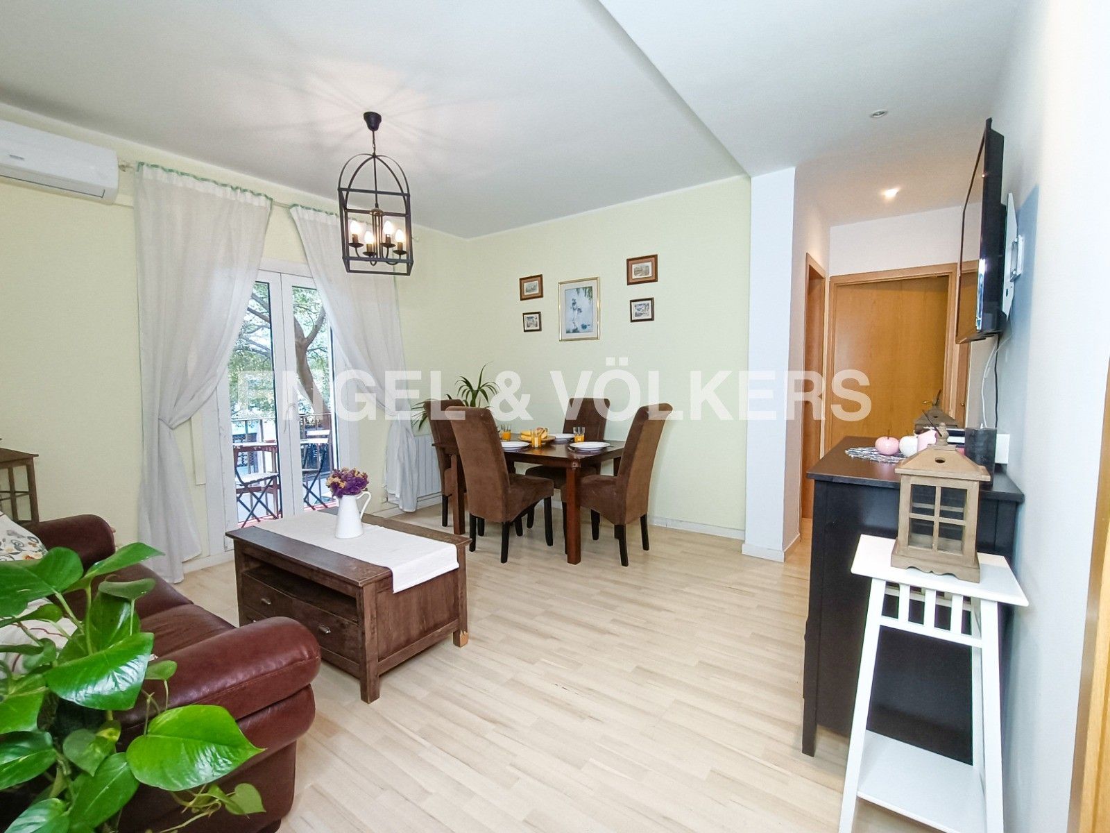 Dining room of Apartment to rent in  Barcelona Capital  with Air Conditioner, Heating and Balcony