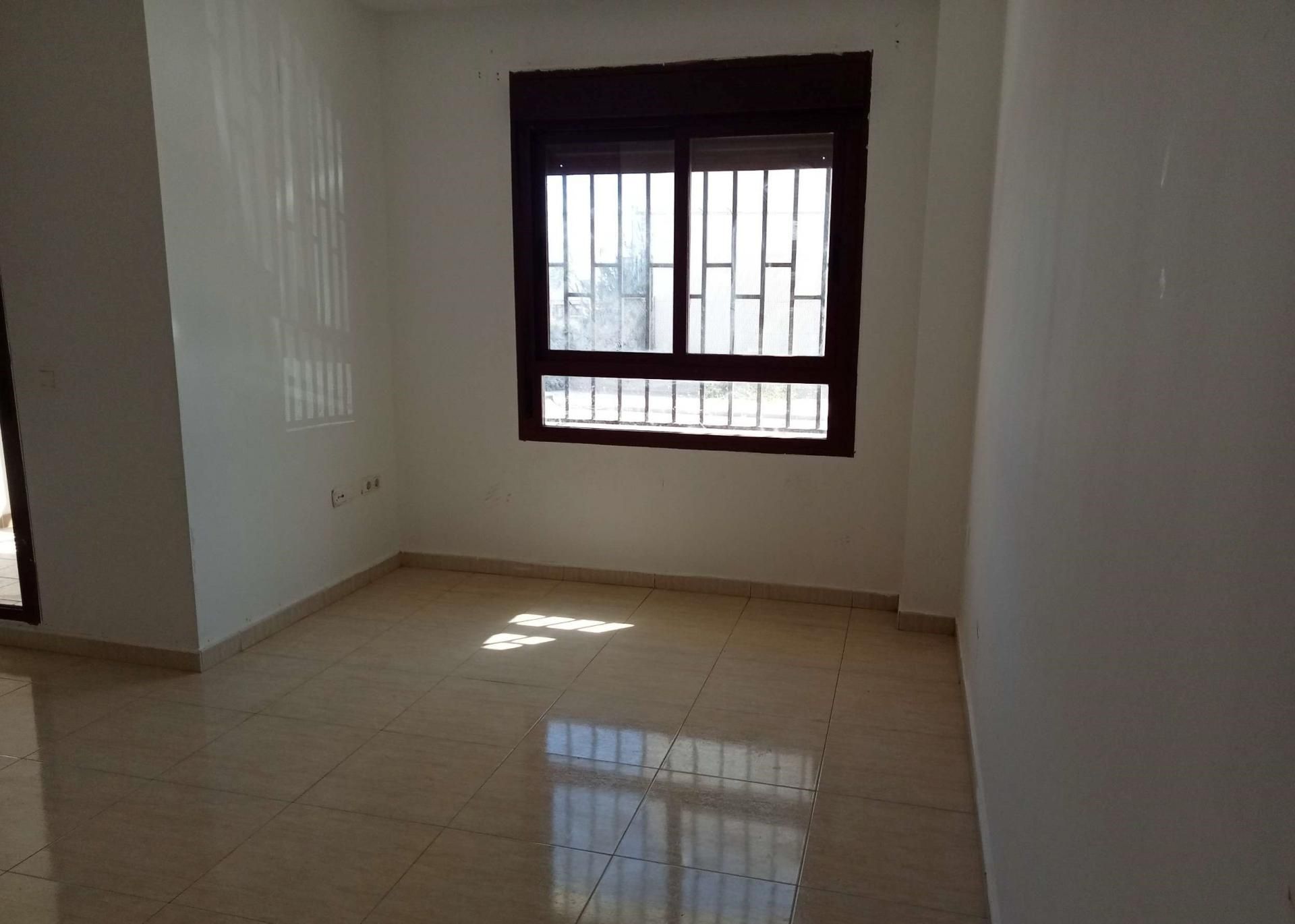 Flat for sale in Llandels