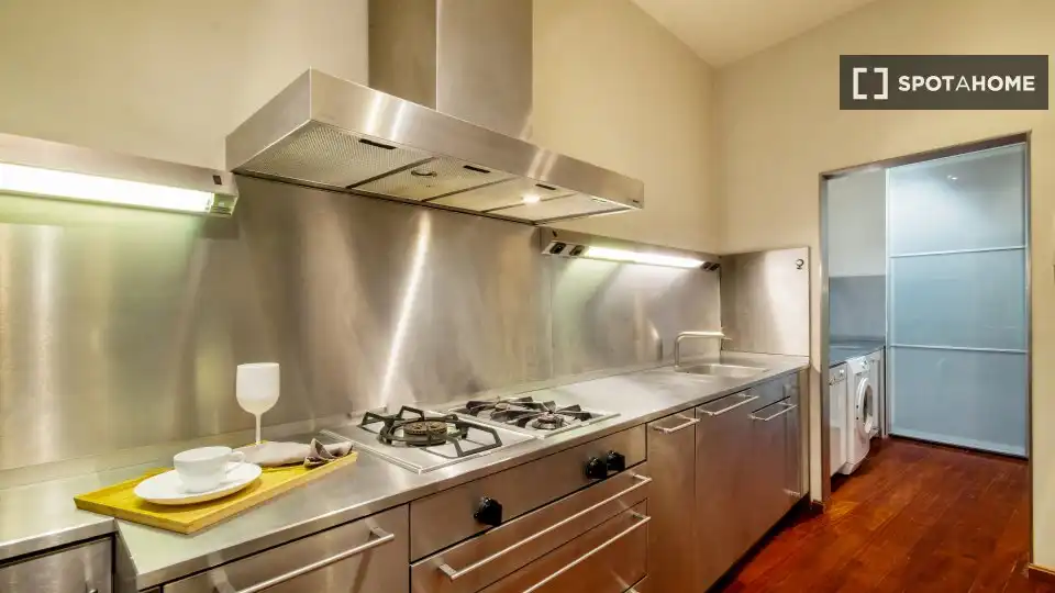 Cocina de Piso para compartir en Barcelona con Aire acondicionado, Calefacción y Amueblado