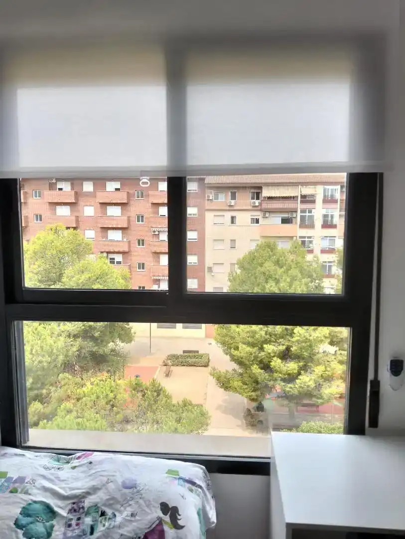 Terrassa de Pis per a compartir en Xirivella amb Aire condicionat, Moblat i Forn