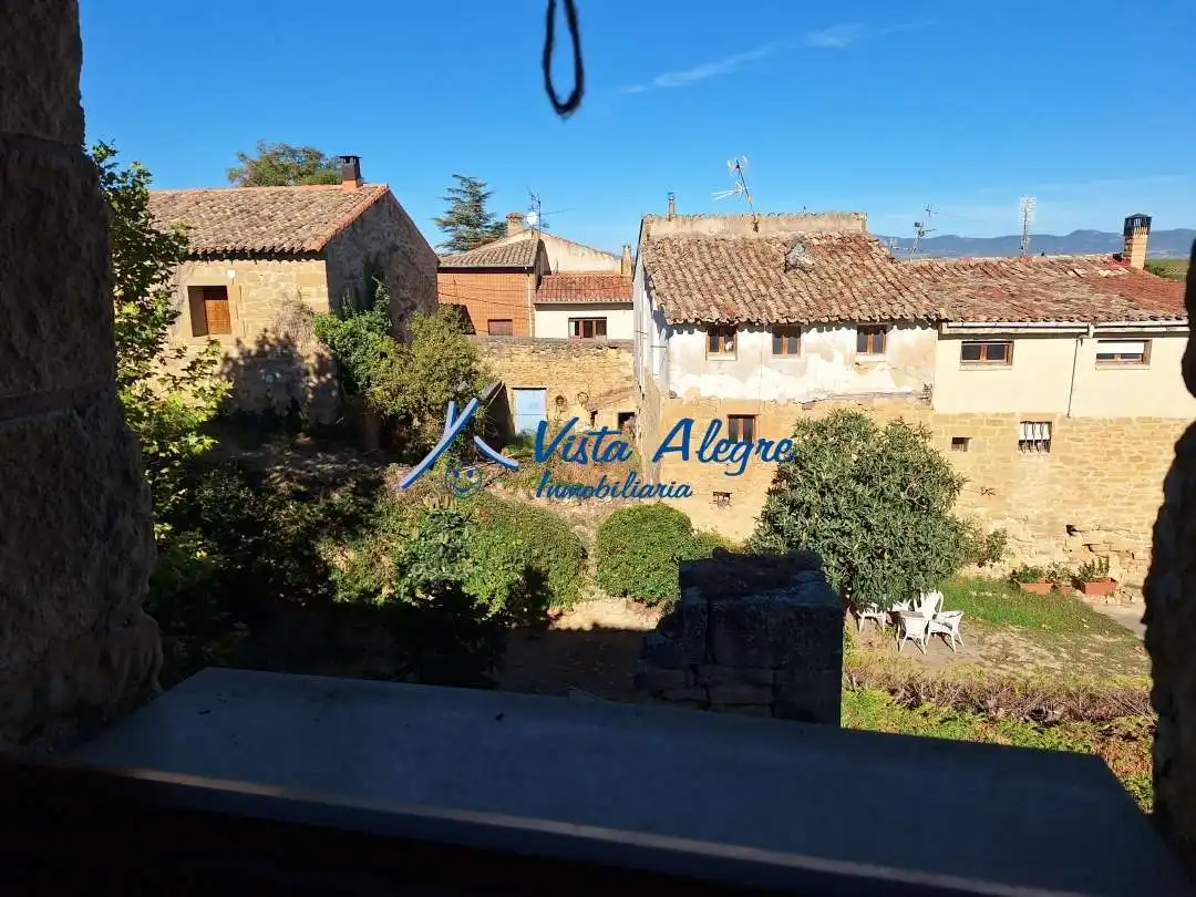Casa o chalet en venta en Ollauri con Calefacción, Trastero y Amueblado