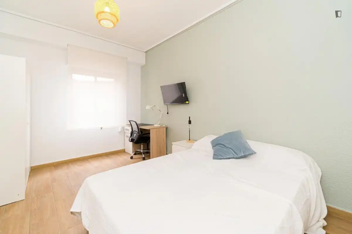Schlafzimmer von Wohnungen zur untervermieten in Elche / Elx mit Möbliert, Mikrowelle und Internet