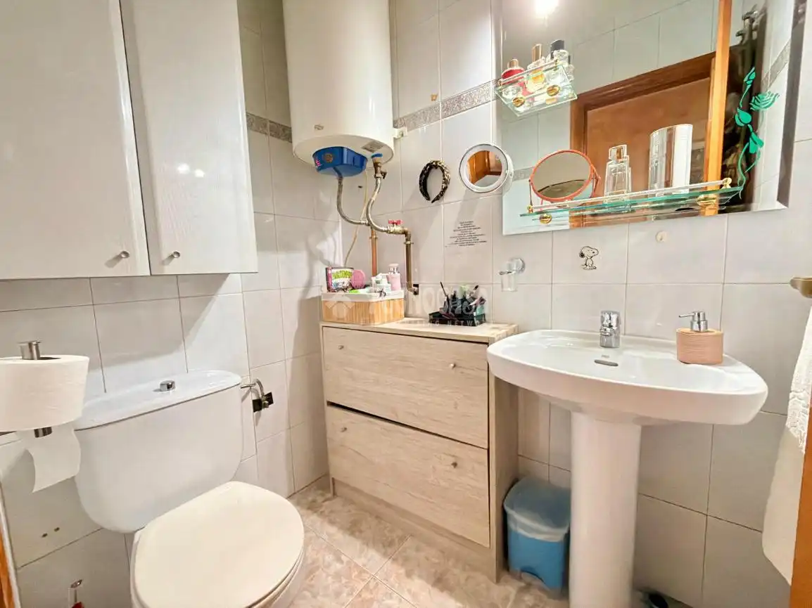 Bathroom of Flat for sale in Pinto  with Air Conditioner, Terrace and Balcony