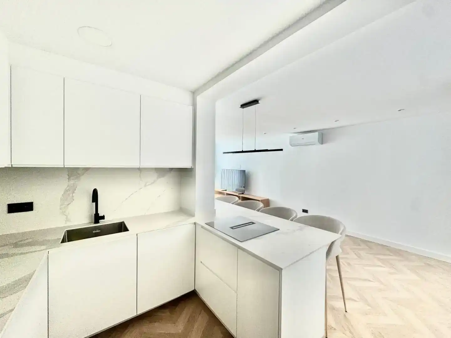 Cocina de Piso en venta en Marbella con Aire acondicionado