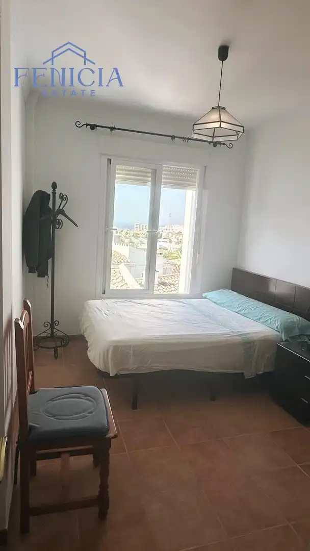 Habitación de Casa adosada en venta en Nerja con Jardín privado, Terraza y Piscina comunitaria