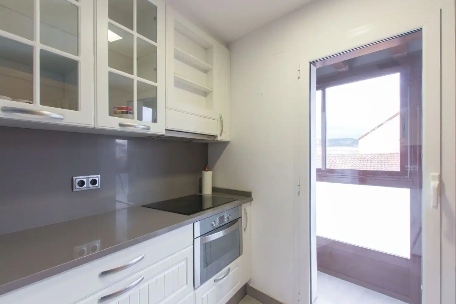 Cocina de Piso en venta en  Pamplona / Iruña con Calefacción y Balcón