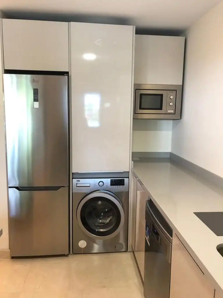 Cocina de Apartamento de alquiler en Benahavís con Aire acondicionado, Calefacción y Terraza