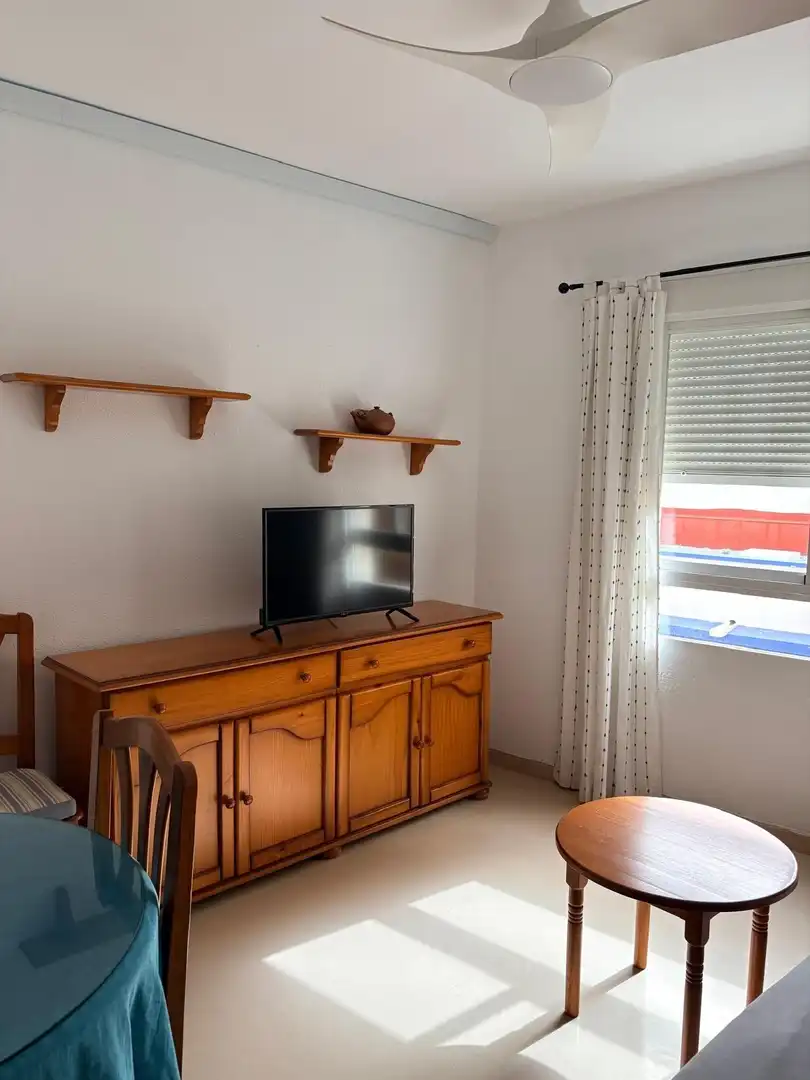 Sala de estar de Piso de alquiler en Torrenueva Costa con Amueblado
