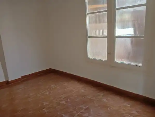 Habitación de Casa adosada en venta en Baños de Rioja