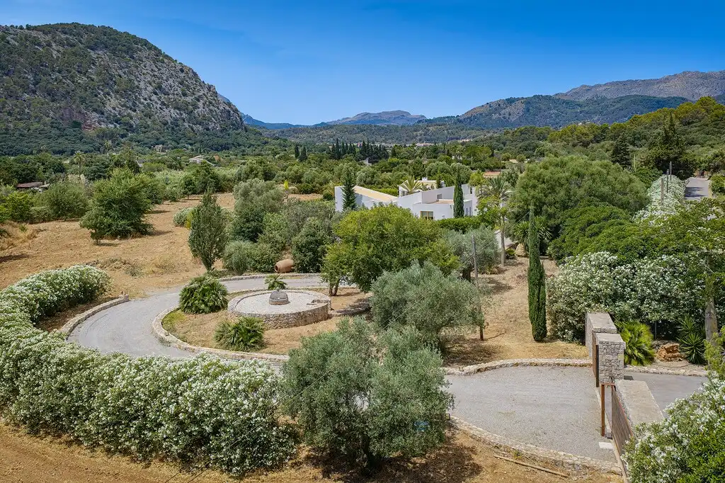 Garden of Country homes for sale in Pollença  with Air Conditioner, Heating and Private garden