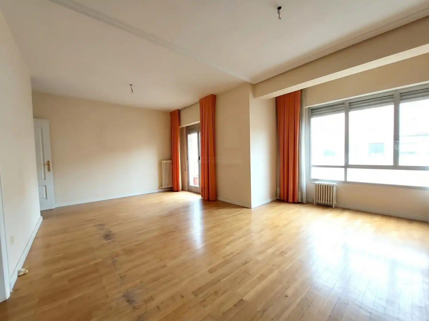 Flat with terrace for sale in Logroño - Duquesa de la Victoria