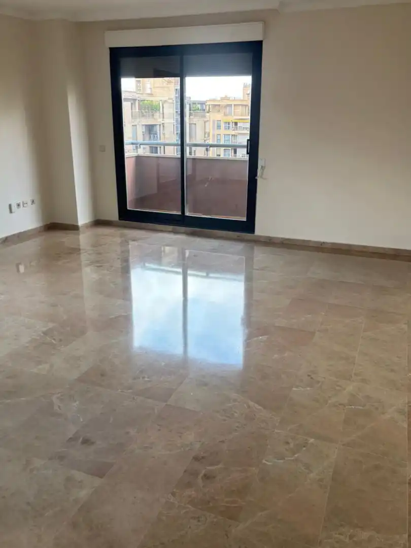 Wohnung mit Terrasse zum Verkauf in Avinguda de les Corts Valencianes 35, imagen 4