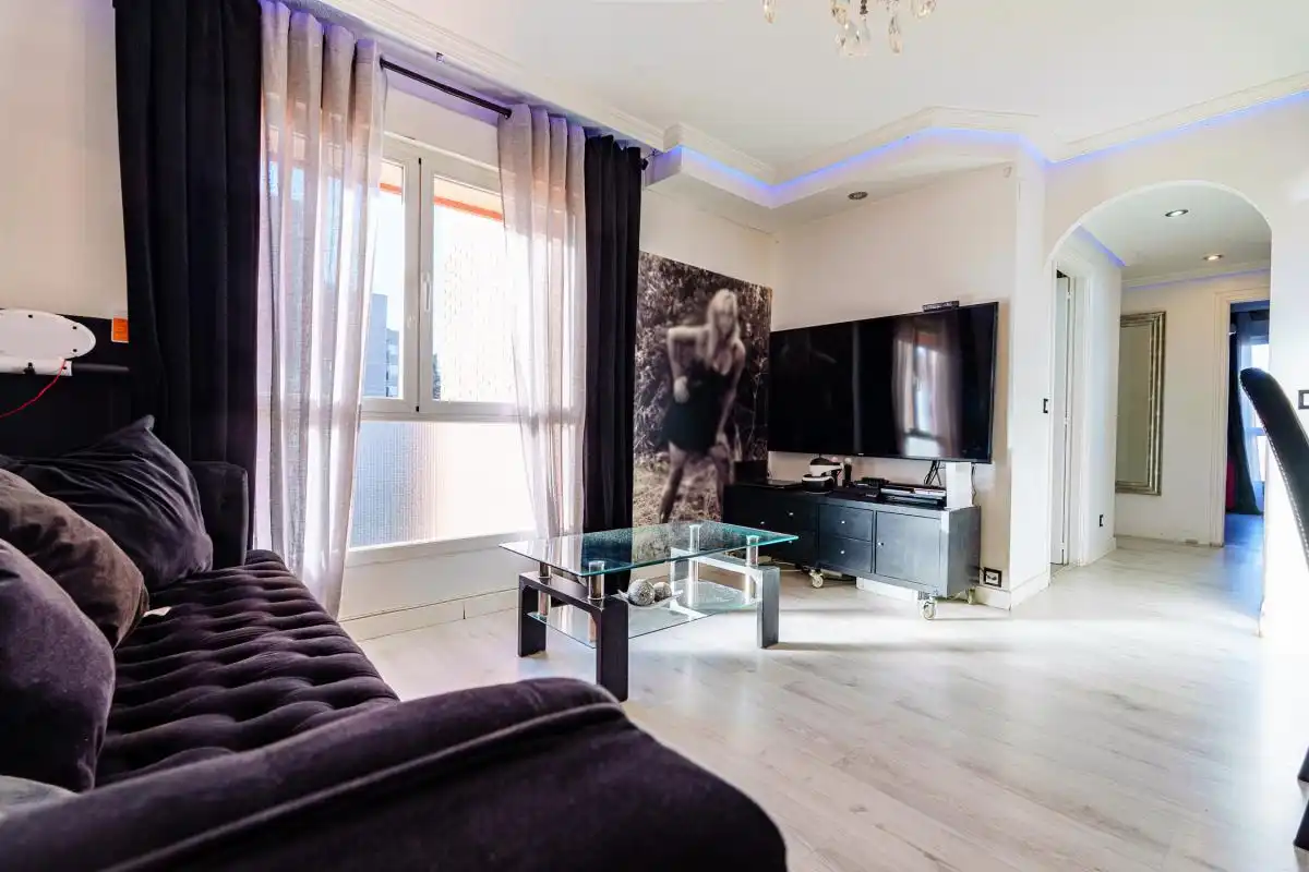 Living room of Flat for sale in Móstoles  with Air Conditioner, Heating and Private garden