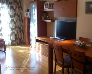 Living room of Flat for sale in Salamanca Capital  with Air Conditioner and Balcony