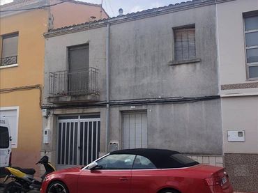 Casa con balcón en venta en Calle SANT FELIP