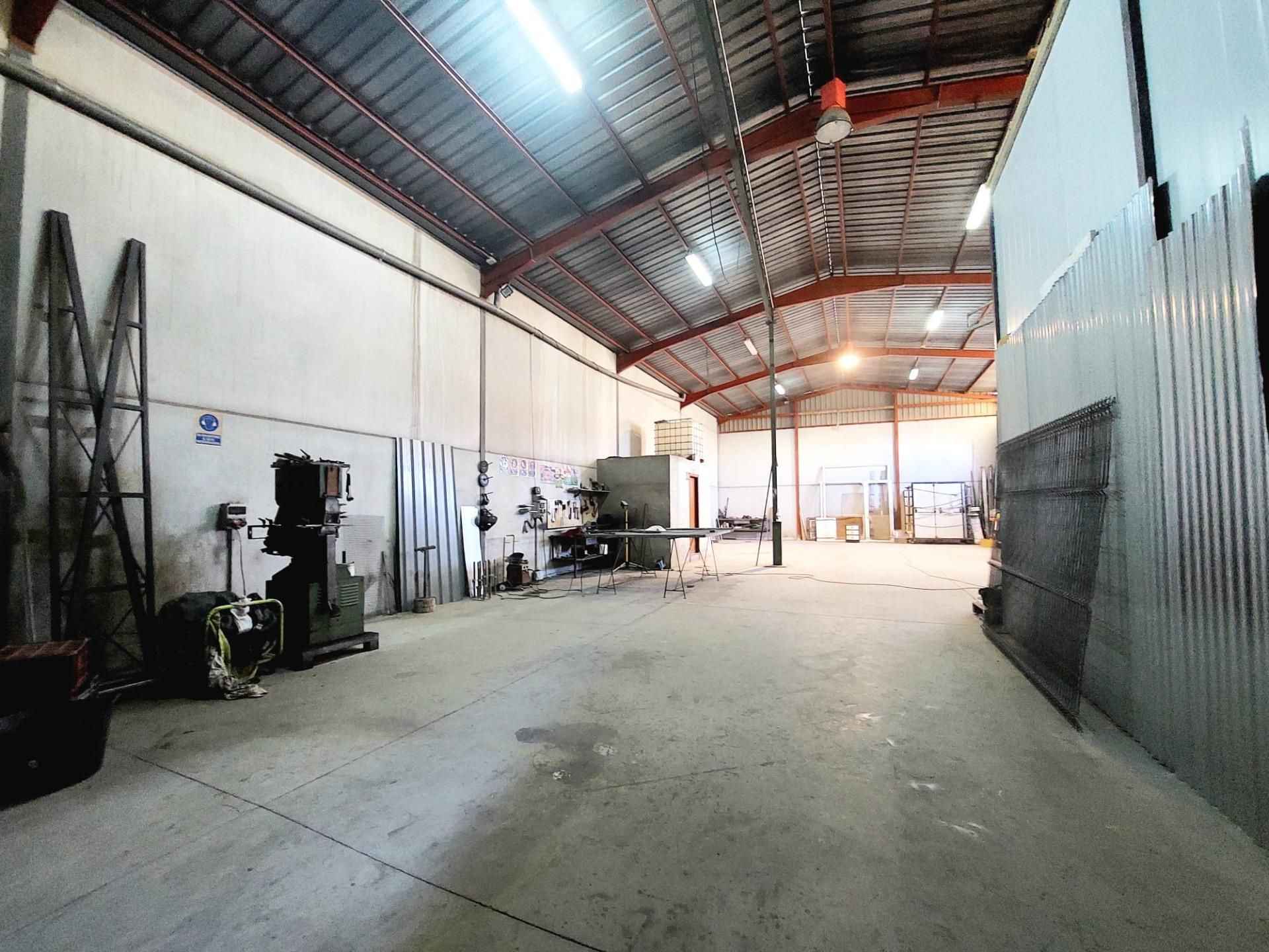 Nau industrial de lloguer a Beniaján