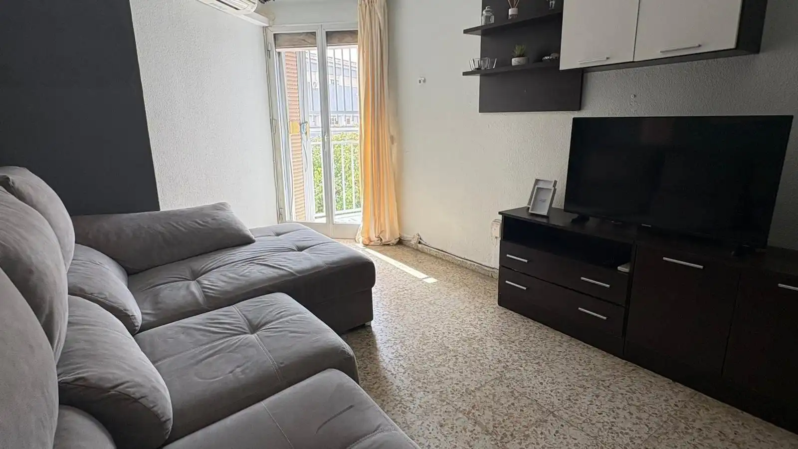 Living room of Flat for sale in Sevilla  with Terrace