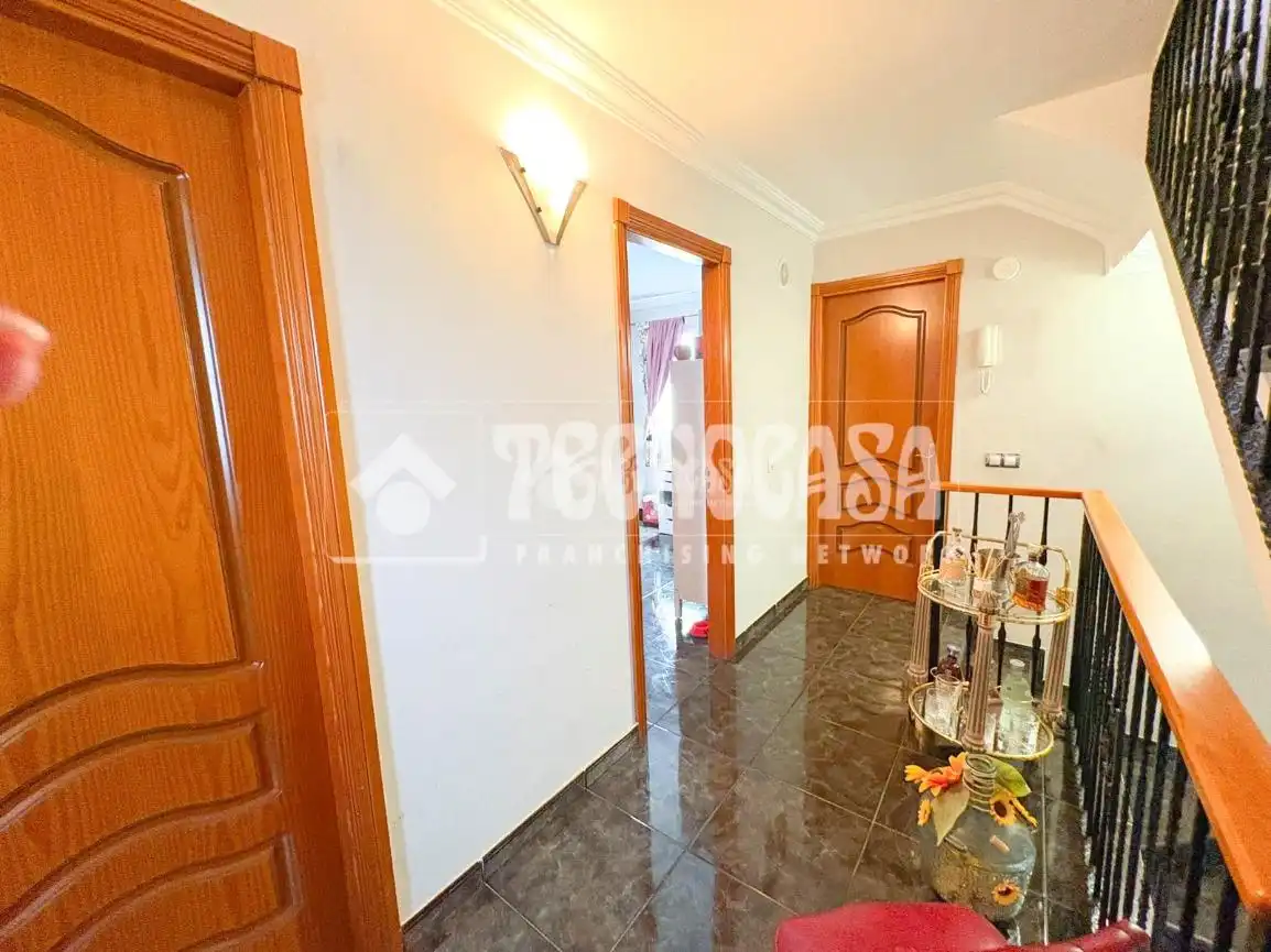 Detached homes for sale in Agüimes  with Balcony