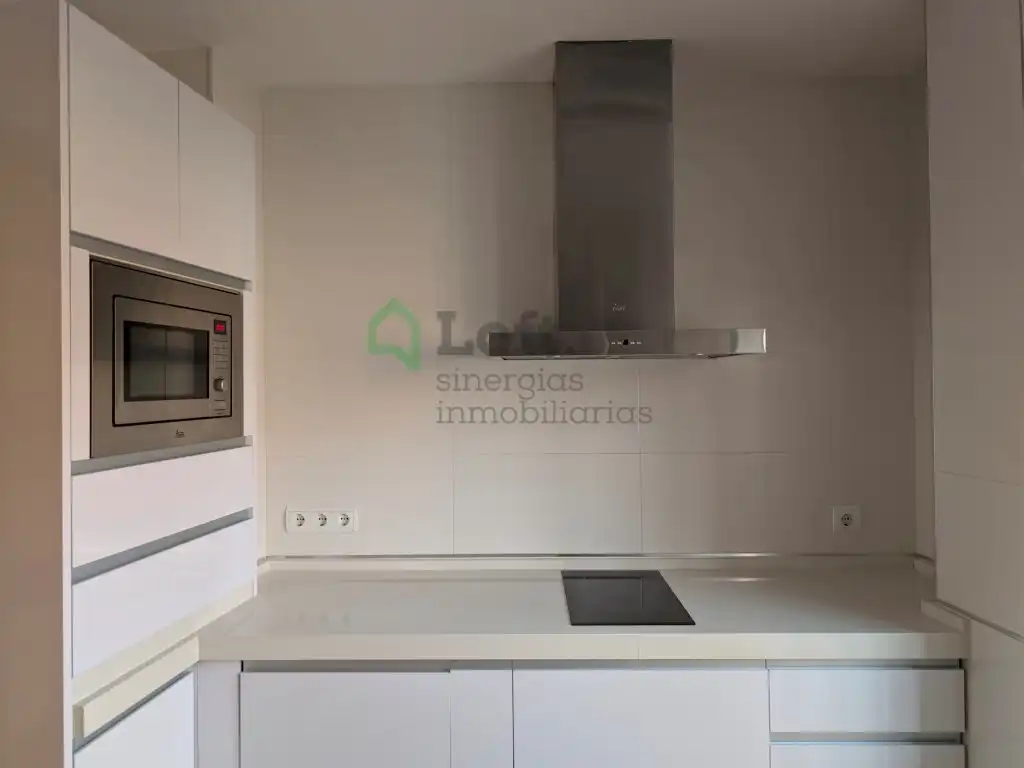 Kitchen of Attic for rent in Badajoz  with Air Conditioner