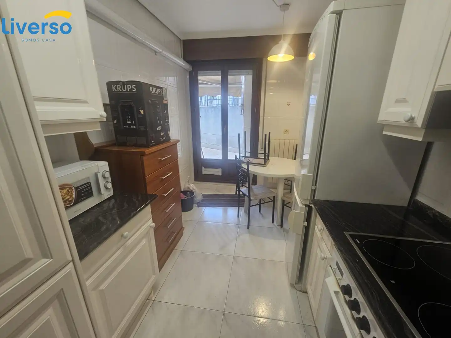 Kitchen of Flat for rent in Burgos  with Parquet flooring and Terrace