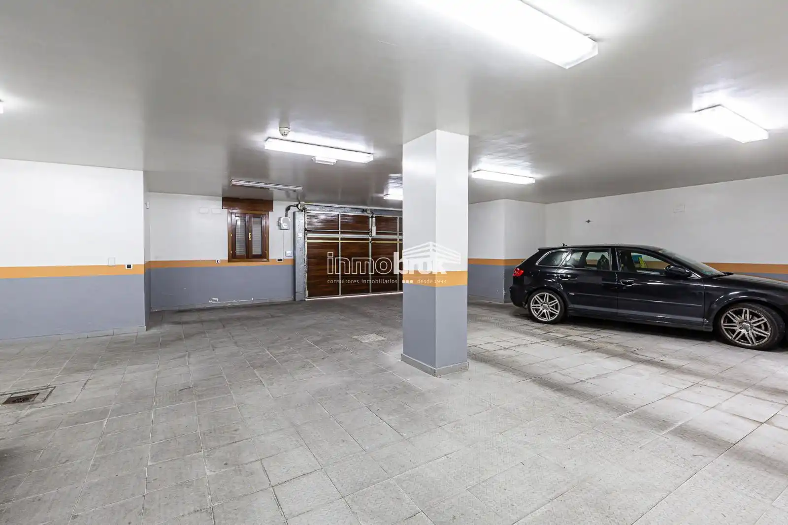 Parking de Casa o chalet en venta en Madrid con Aire acondicionado, Calefacción y Terraza
