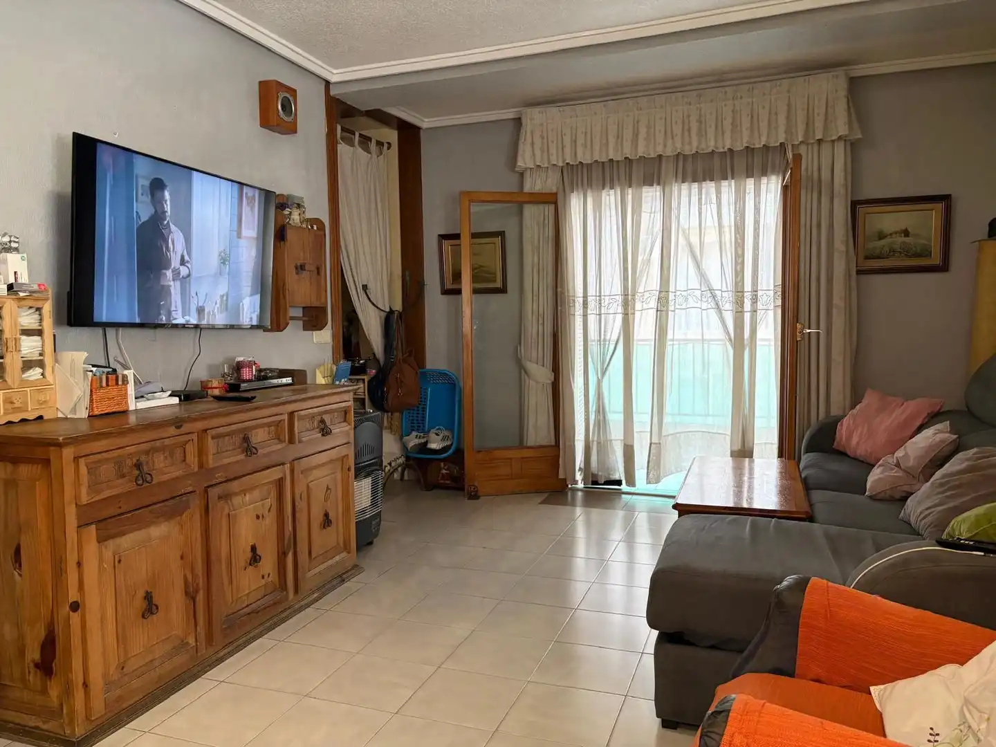 Sala d'estar de Àtic en venda en Torrevieja amb Aire condicionat, Terrassa i Moblat