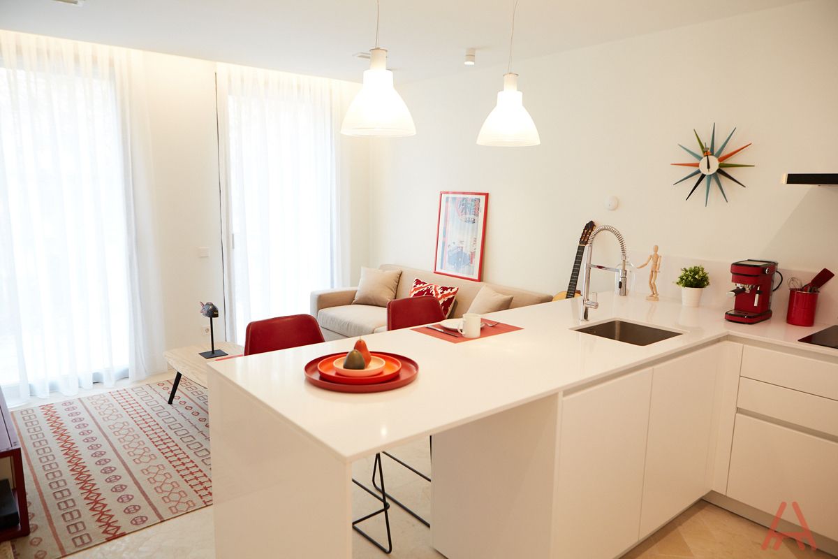 Sala d'estar de Apartament de lloguer en  Madrid Capital amb Aire condicionat, Calefacció i Piscina