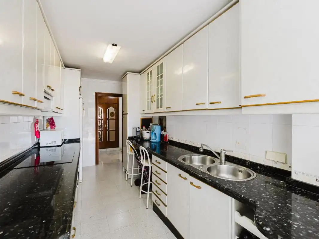 Cocina de Ático en venta en Málaga con Aire acondicionado, Calefacción y Jardín privado