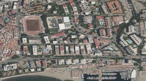Foto 3 de Piso en venta en Urbanización la Virginia Norte, Casa 7, Los Jardines de Marbella - La Ermita, Marbella